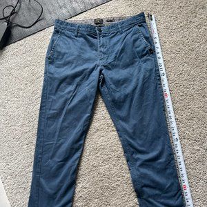 Quiksilver Everyday Chinos Straight Tapered Fit - 34 Blue
